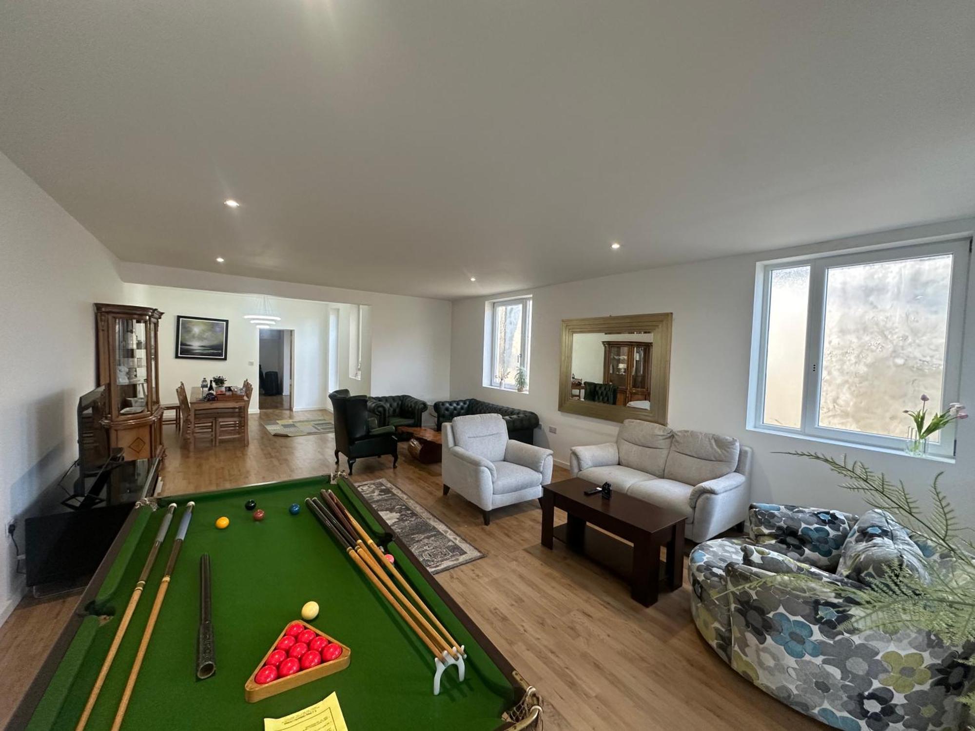 North London A Spacious 7 Bedroom House Accommodating Up To 18 People Complete With Own Gym And Table Tennis Ngoại thất bức ảnh